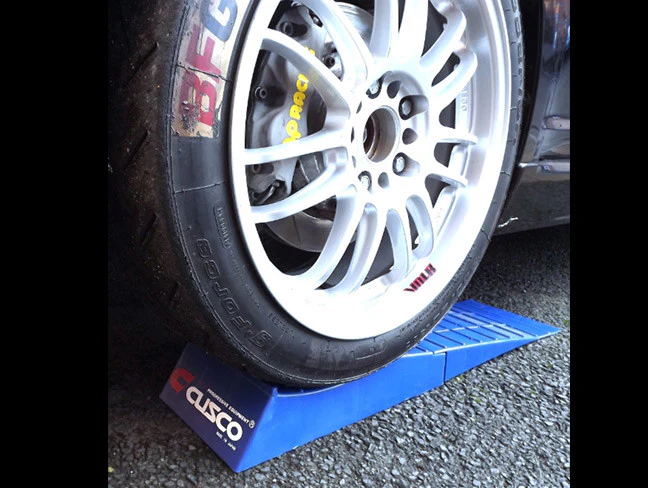 Cusco Low Down Tire Ramp Set - Image 5