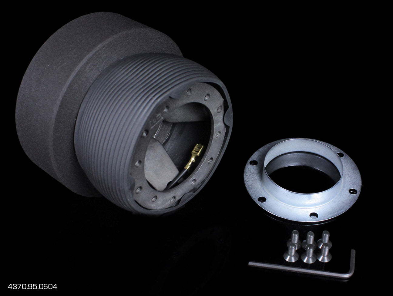 Nardi / Personal Steering Wheel Hub - BMW - Image 4