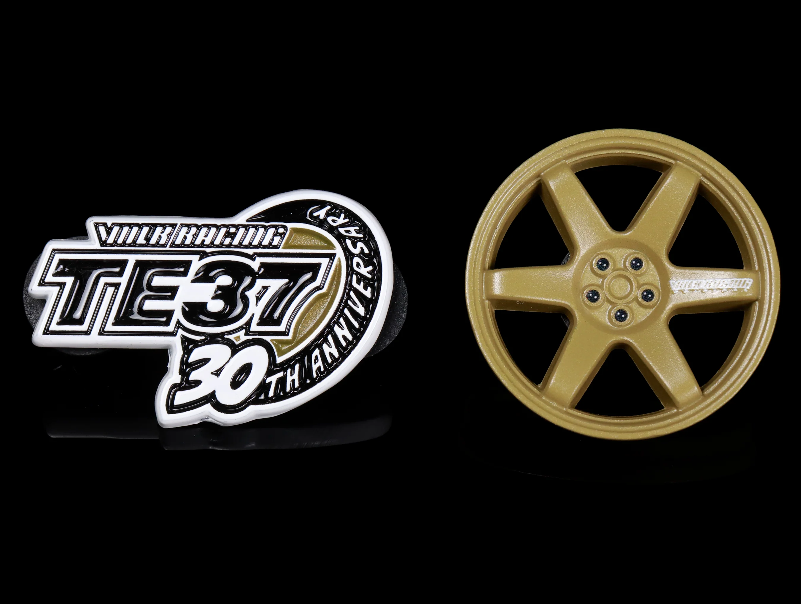 Rays 30th Anniversary Lapel Pin - Image 6