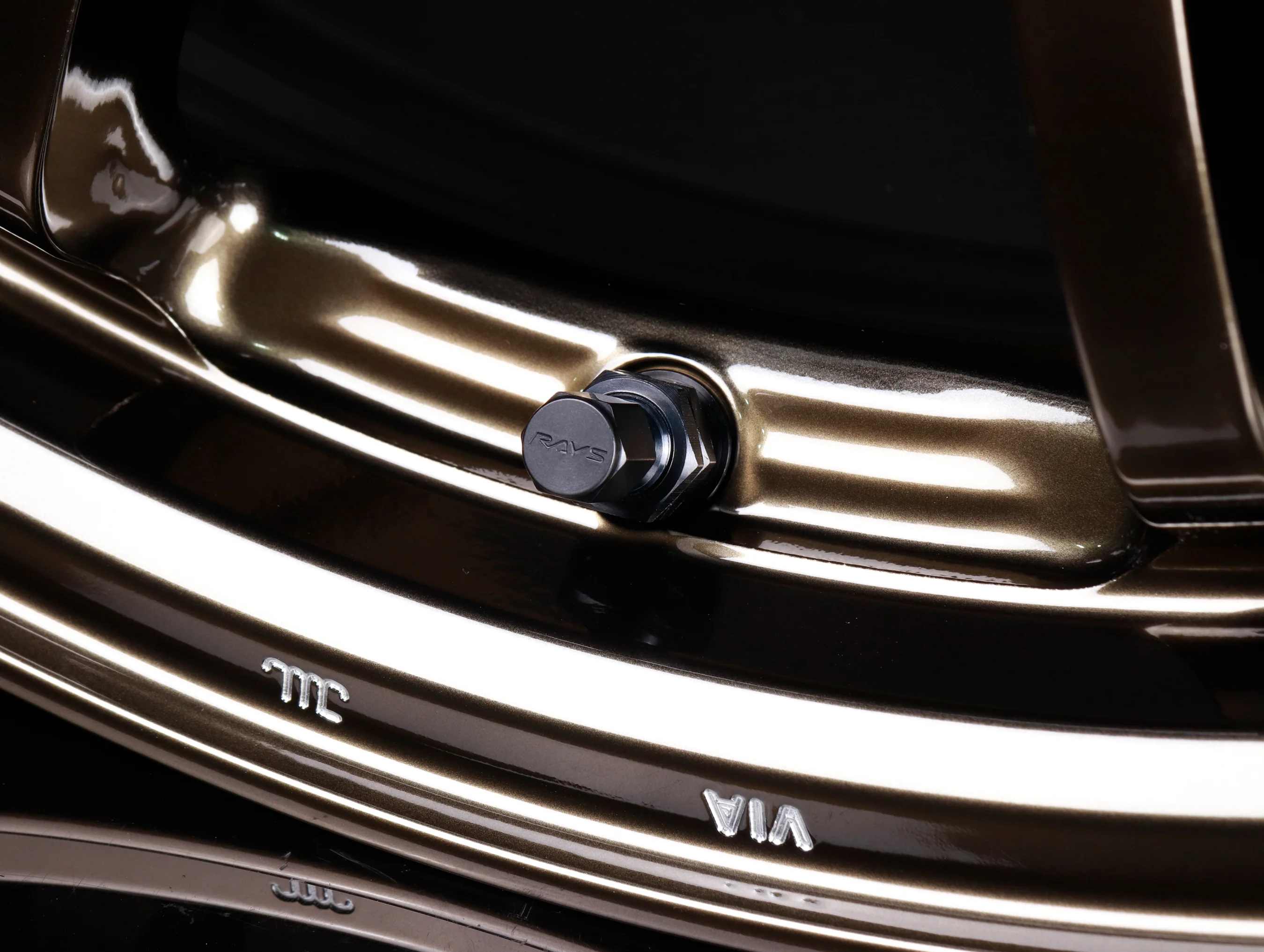 Volk Racing CE28N Plus - 17" Wheels - Shining Bronze Metal - Image 8