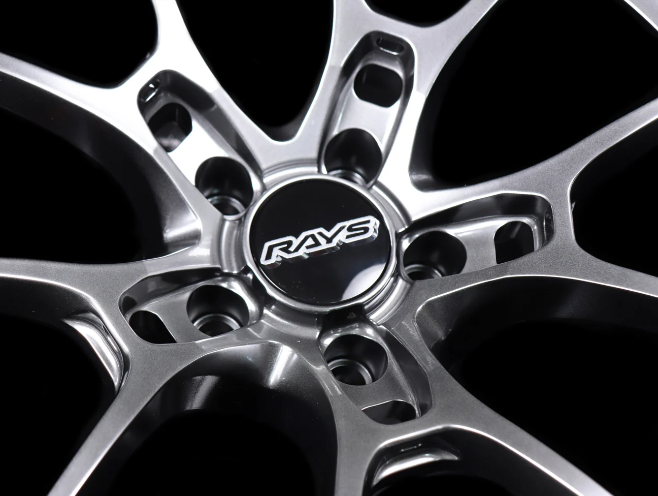 Volk Racing G025 Wheels - Formula Silver 19" - Image 3