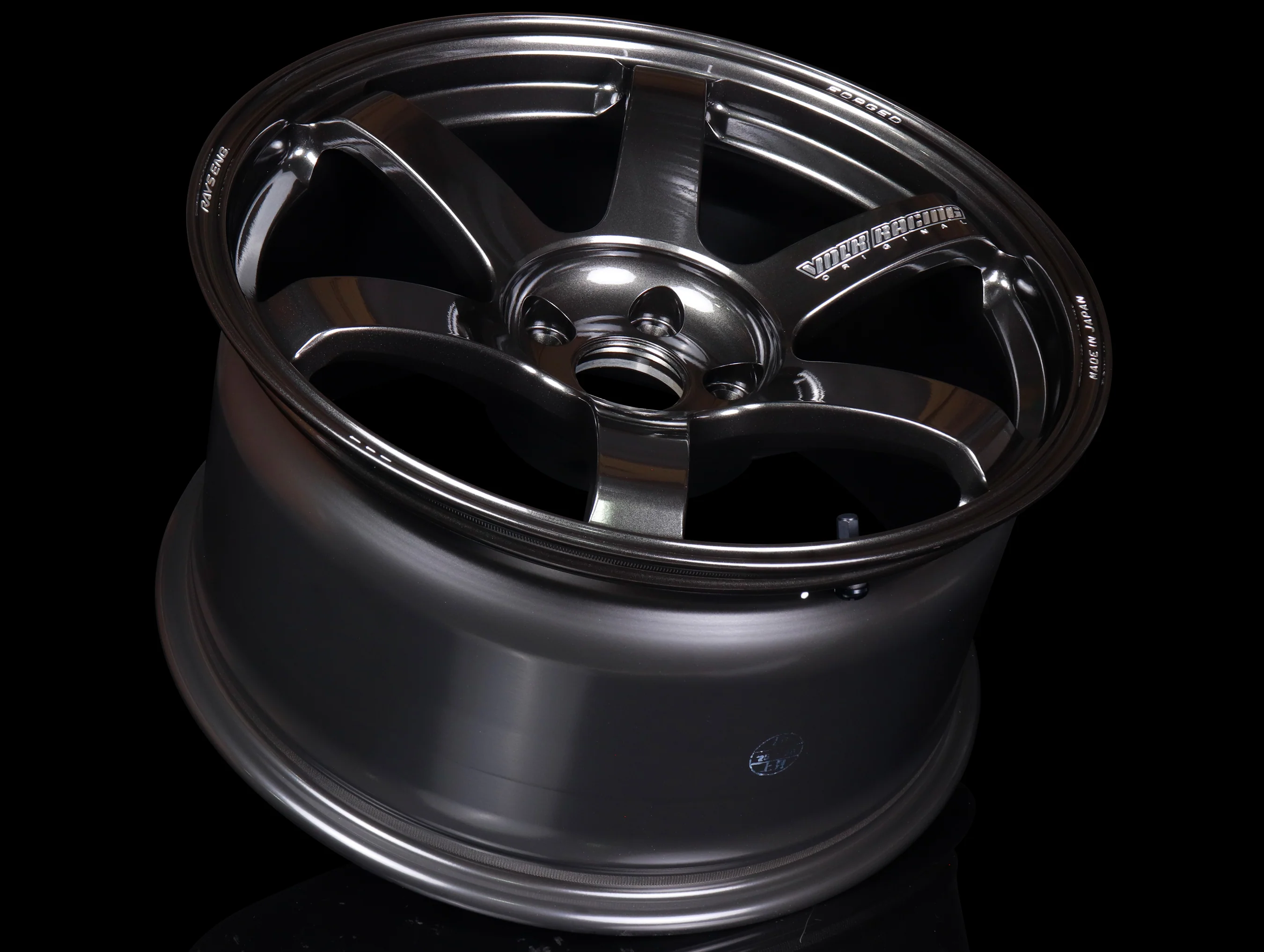 Volk Racing TE37 Saga S-Plus Wheels - Diamond Dark Gunmetal / 18x9.5 / 5x120 / +45 - Image 3