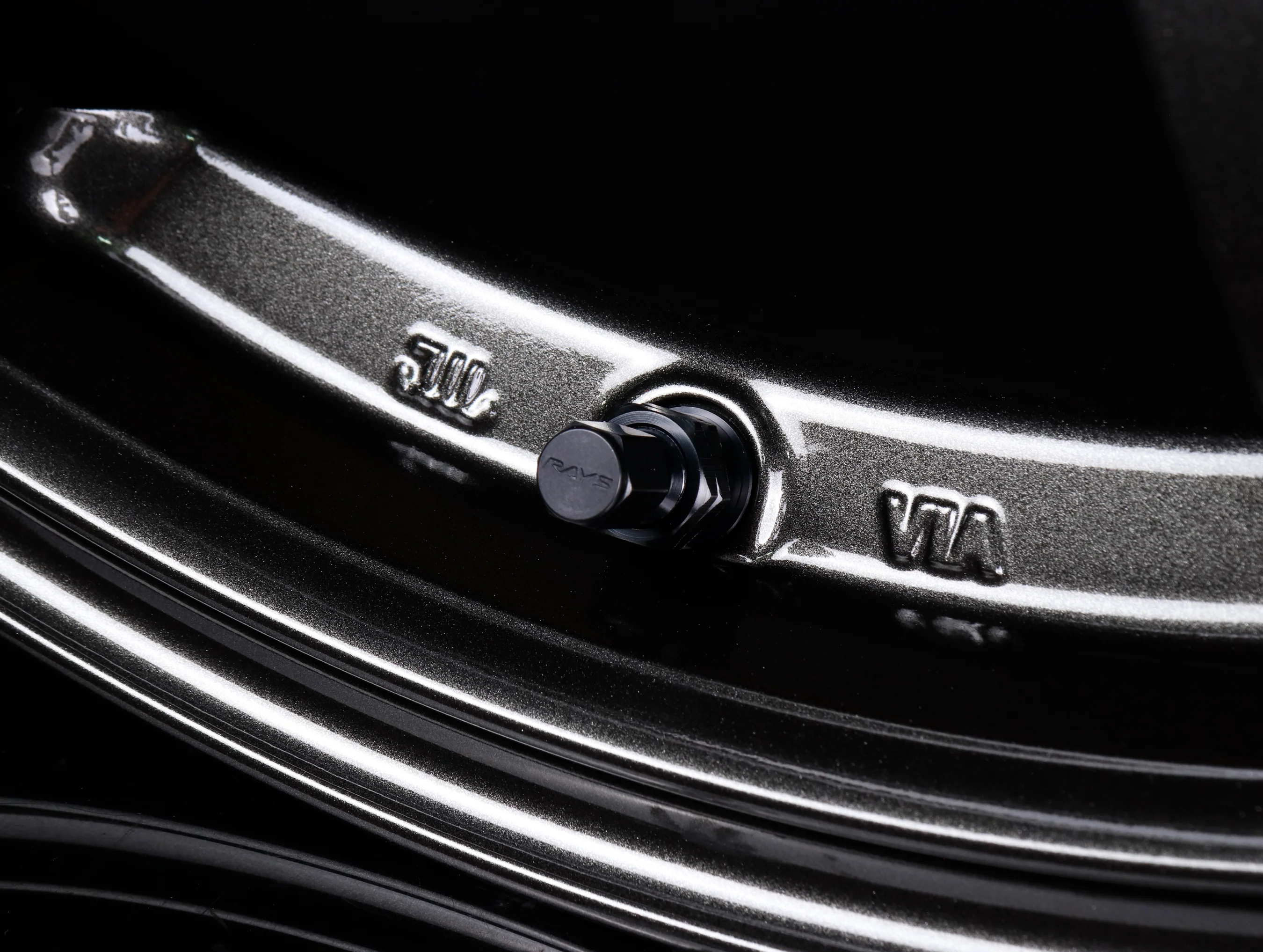 Volk Racing TE37 Saga S-Plus Wheels - Diamond Dark Gunmetal / 18x9.5 / 5x120 / +45 - Image 8